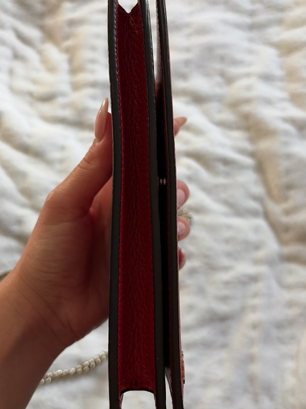 Gucci Red Leather Chain Crossbody Wallet with Gold-Tone Chain - Picture 6 of 7